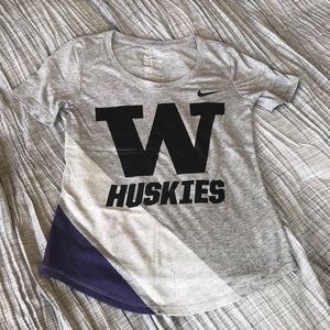 UW Huskies Grey Short Sleeve Nike T-shirt